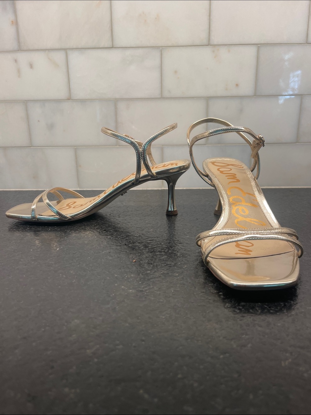 Sam Edelman Metallic Gold Strappy 2 1/4” Heel Sandals - Size 7.5 - Picture 3 of 6